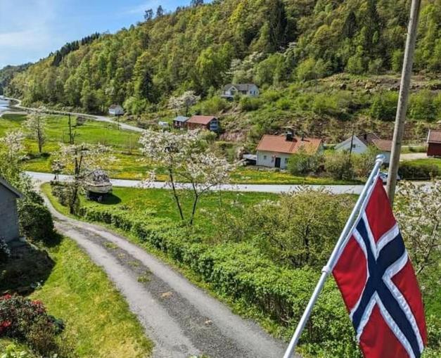 Anneks I Naturskjonne Gitlevag Lyngdal Exterior foto